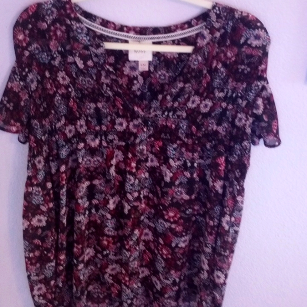 Black base with floral design